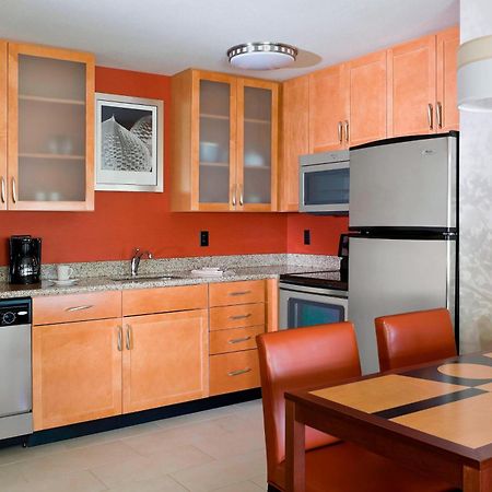 Residence Inn Bismarck North Szoba fotó